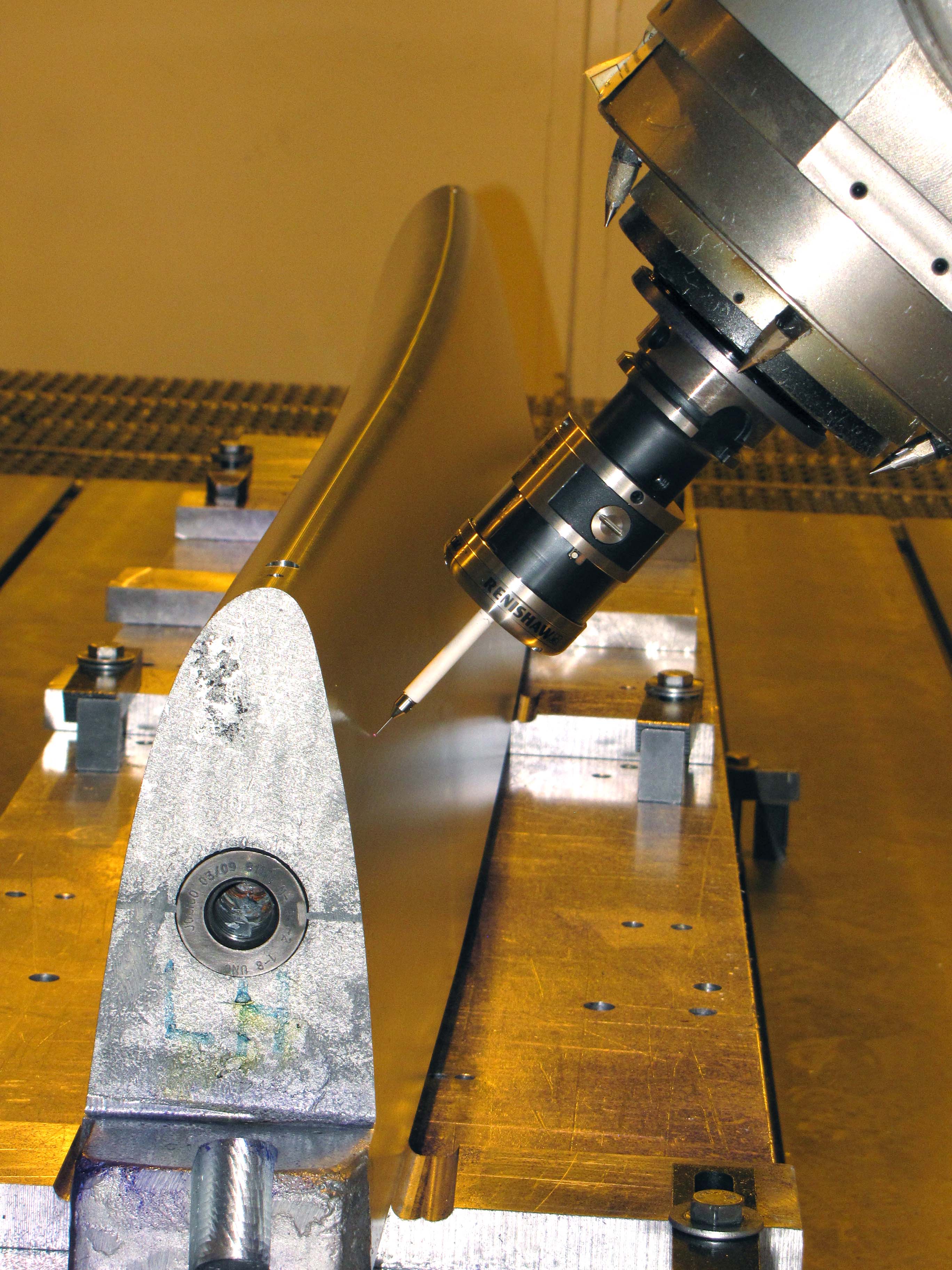 Straingauge probe is right for 5axis aerospace parts