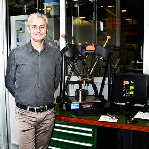 Mr Matterazzo with Equator system at ZF marine