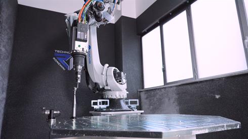 RoboCut robotic milling system (RM Technologies)