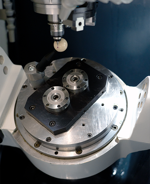 RMP24-micro on OMBI OM200 machine measuring rotary axis error