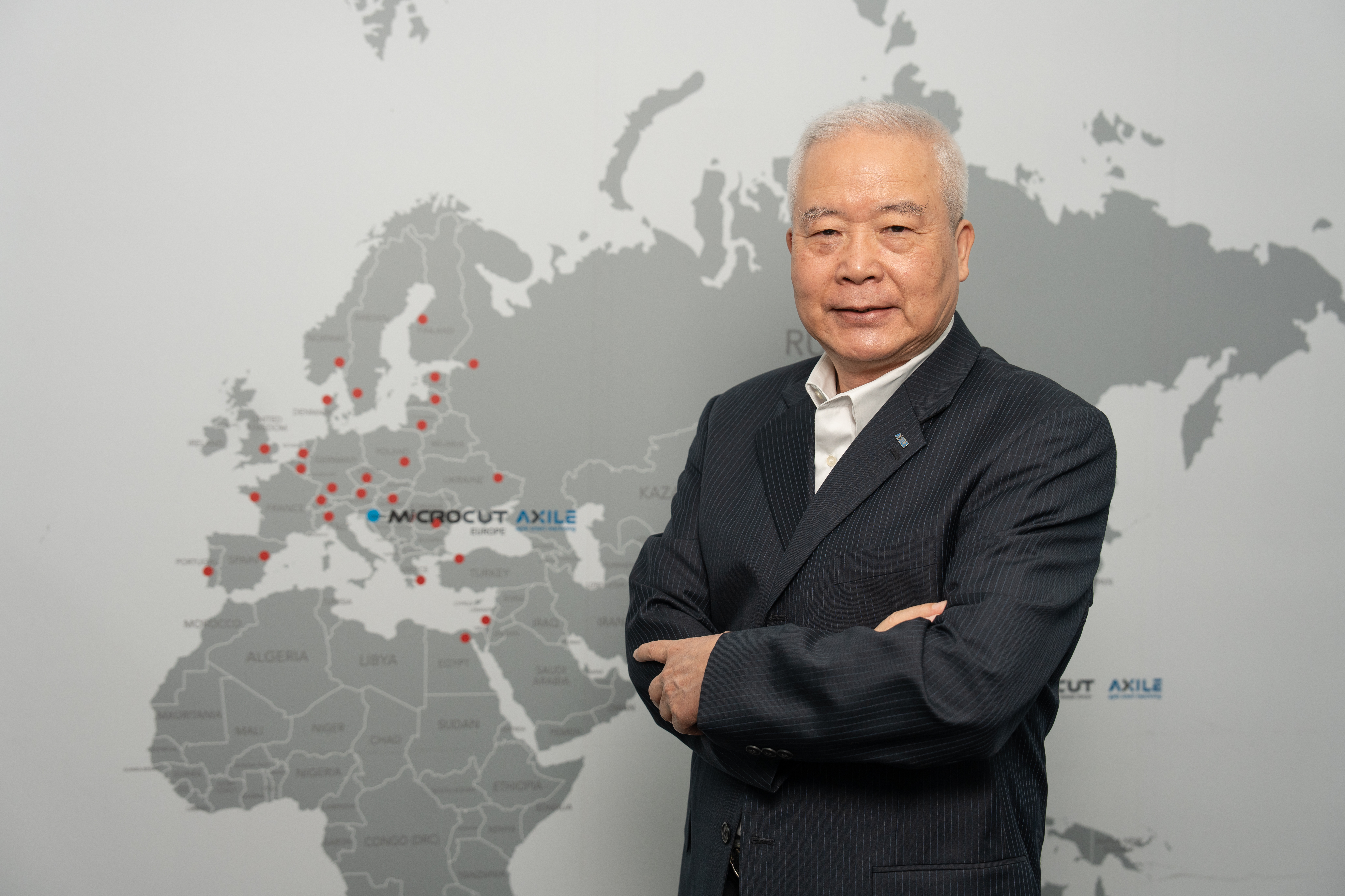 達佛羅董事長兼任總經理張錦鋒先生