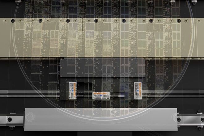 Yarı iletken wafer gölgesi altında 3 RESOLUTE okuma kafasından oluşan Çok Serbestlik Dereceli sistem