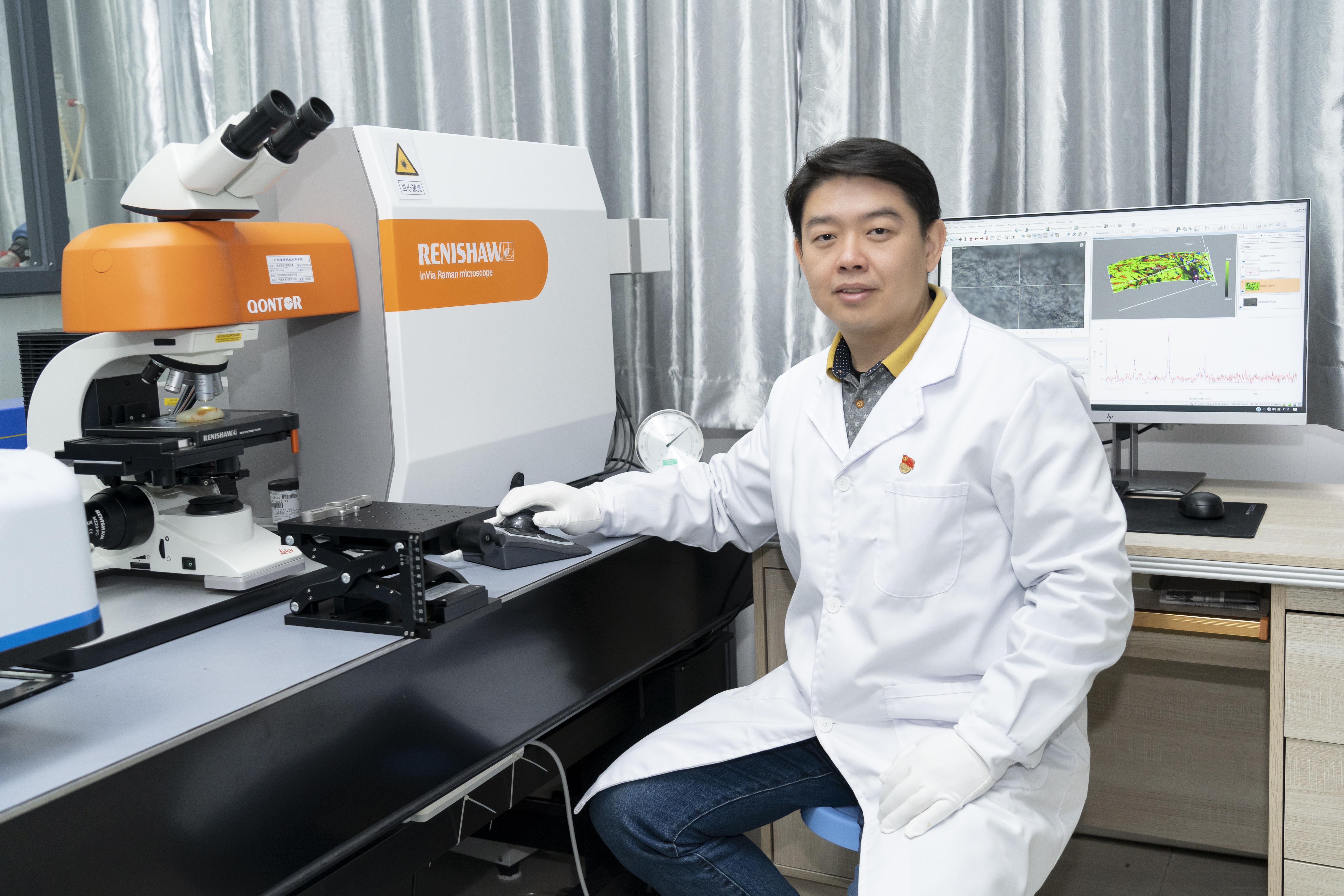 Professor Li Kun, Jewellery Institute, Guangzhou Panyu Polytechnic College