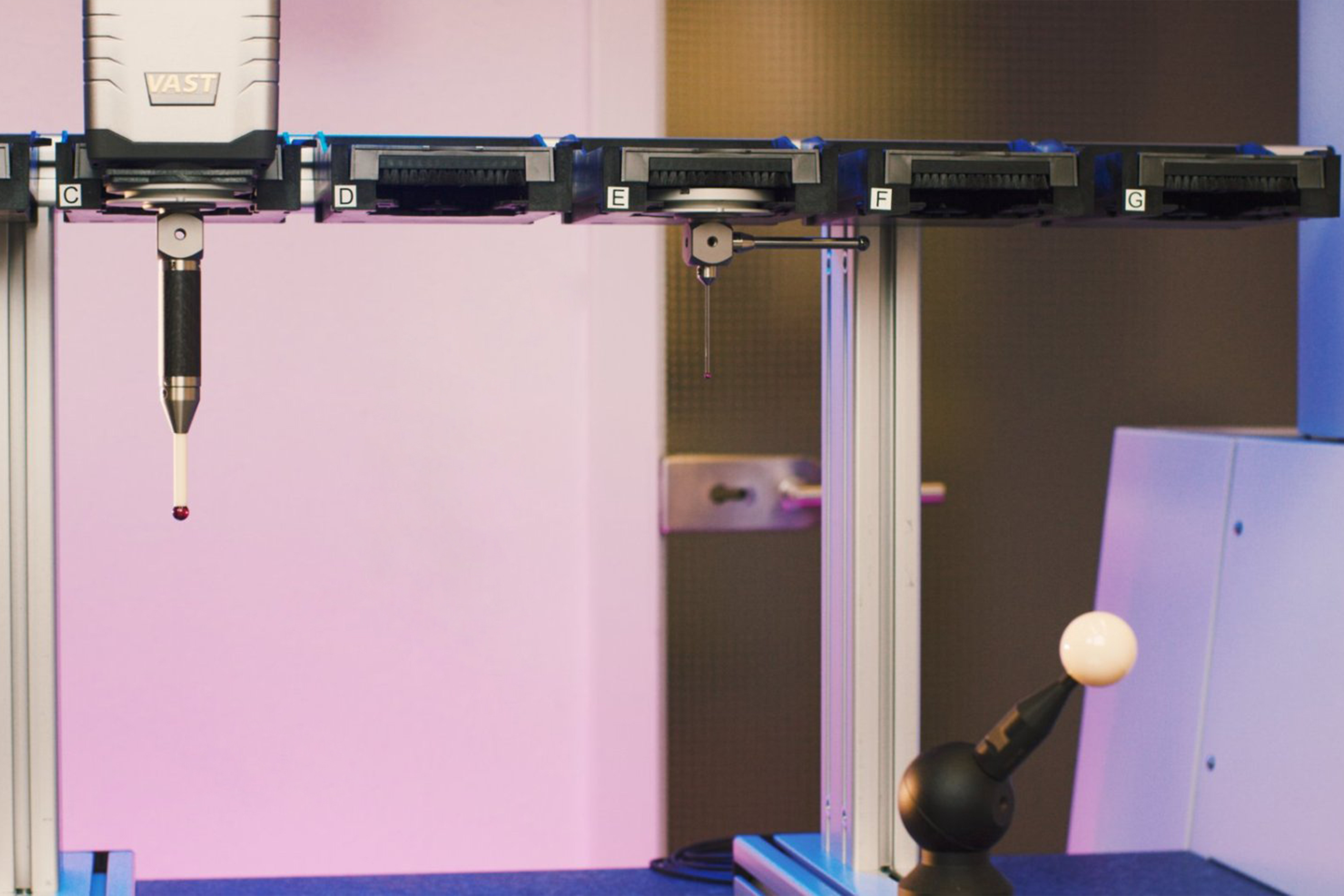 ZEISS stylus changing in a sensor rack