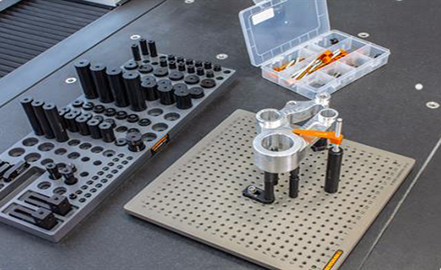 Large range of fixturing