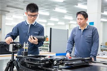 A laser alignment tool that goes beyond tradition